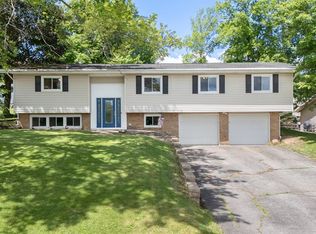 1628 Rippling Brook Dr, Mansfield, OH 44904