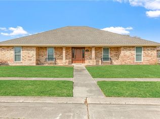 3201 E Lafourche Ct, Kenner, LA 70065