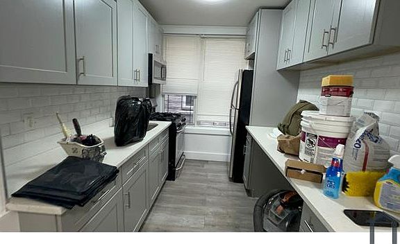 5th image of 729 Noble Ave #1