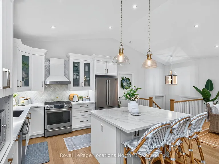 15 Pinecone Ave — Photo 13