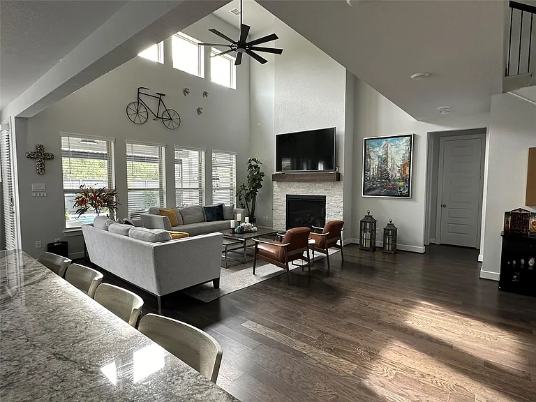 41 Snowdrop Lily Dr — Photo 8