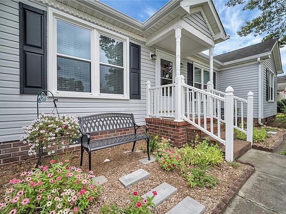 Covered entryway.