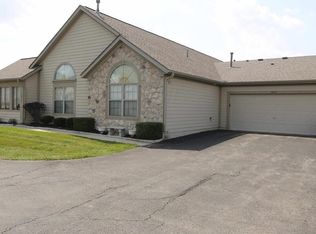 6053 Landings Pond Pl #15, Grove City, OH