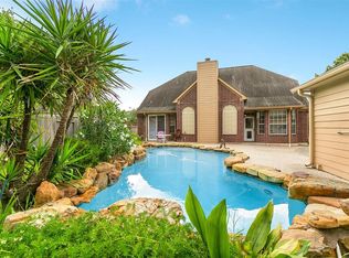 15319 Redbud Leaf Ln, Cypress, TX 77433