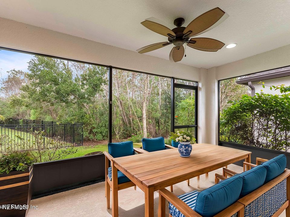 1st image of 32 FAIRHAVEN GLEN Trail