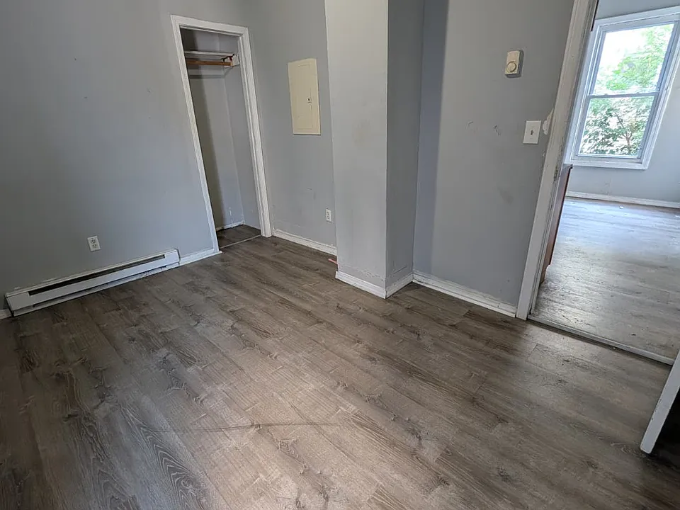 16 Market St #1