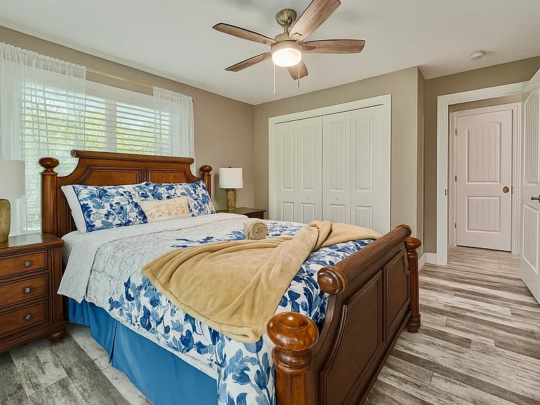 3320 Country Club Blvd #1 — Photo 7