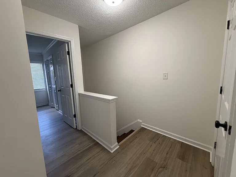 109 Tamara Ct — Photo 12