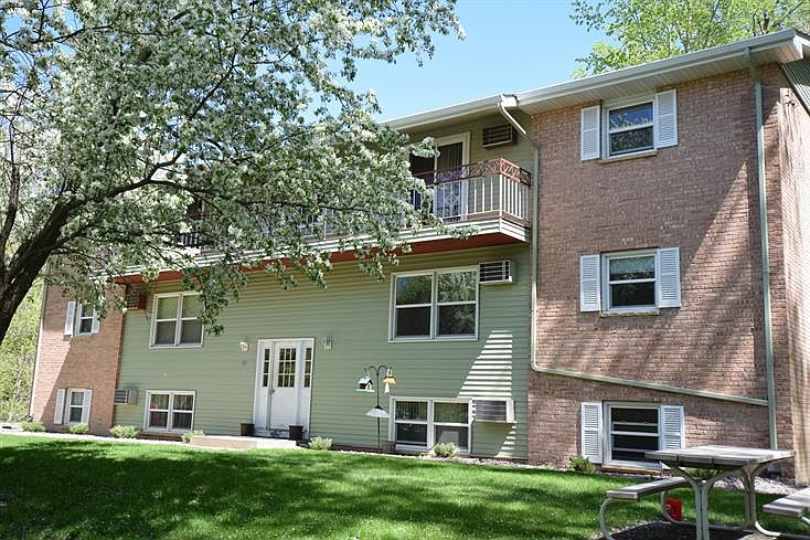 1st image of 103 Parkway Ave APT 203