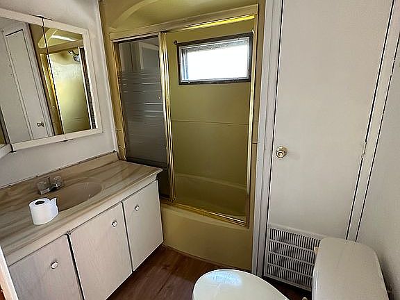 4th image of 59 Temple Cir