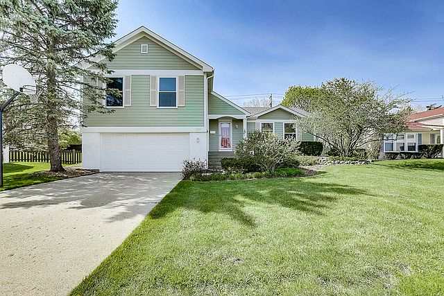 1st image of 2109 Kensington Dr