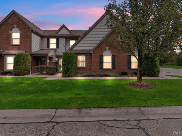 20654 Dunham Rd, Clinton Township, MI 48038