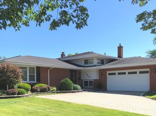 389 E Madison St, Elmhurst, IL 60126