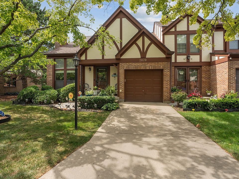 1st image of 2828 Brighton Ct