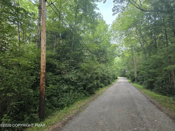 White Pine Rd, Jim Thorpe, PA 18229