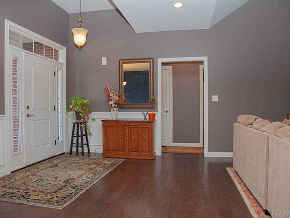 3rd image of 6038 Glen Oak Ct