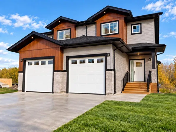 45 W Gray Close, Sylvan Lake, AB T4S 0W4