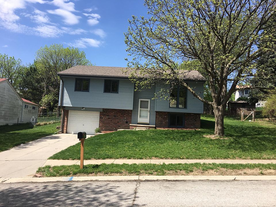 1st image of 8710 S 142nd Ave