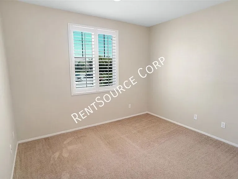 17420 Smoke Tree Ln — Photo 7