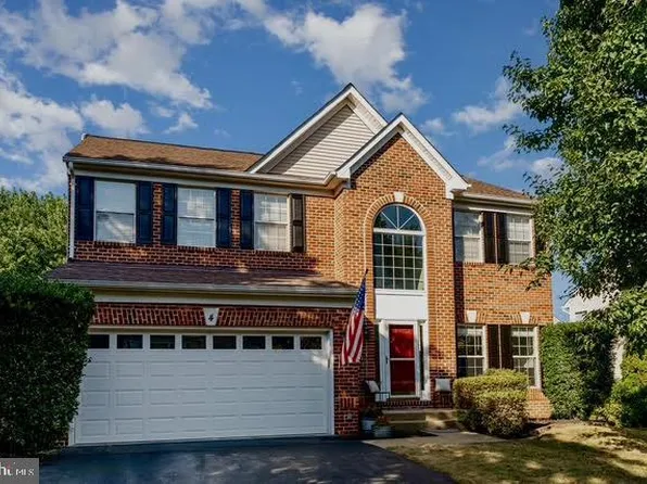 4 Morrissey Stone Ct, Stafford, VA 22554