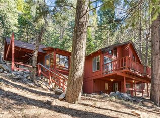465 Blue Jay Canyon Rd, Blue Jay, CA 92317