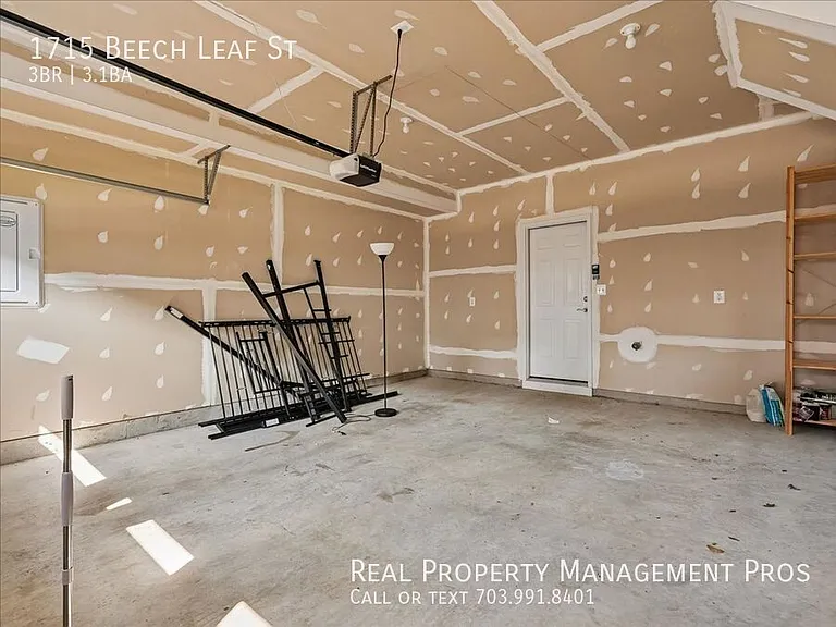 1715 Beech Leaf St — Photo 51