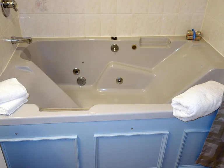 33 River Front Dr #9 — Photo 11