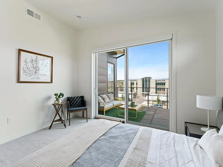 211 SW Log Ct — Photo 38