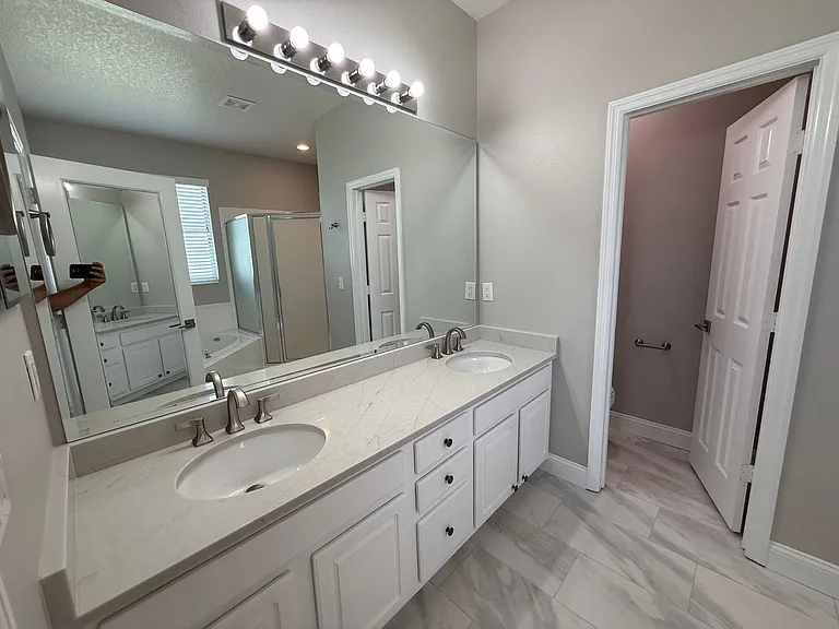 5370 Red Leaf Ct — Photo 17