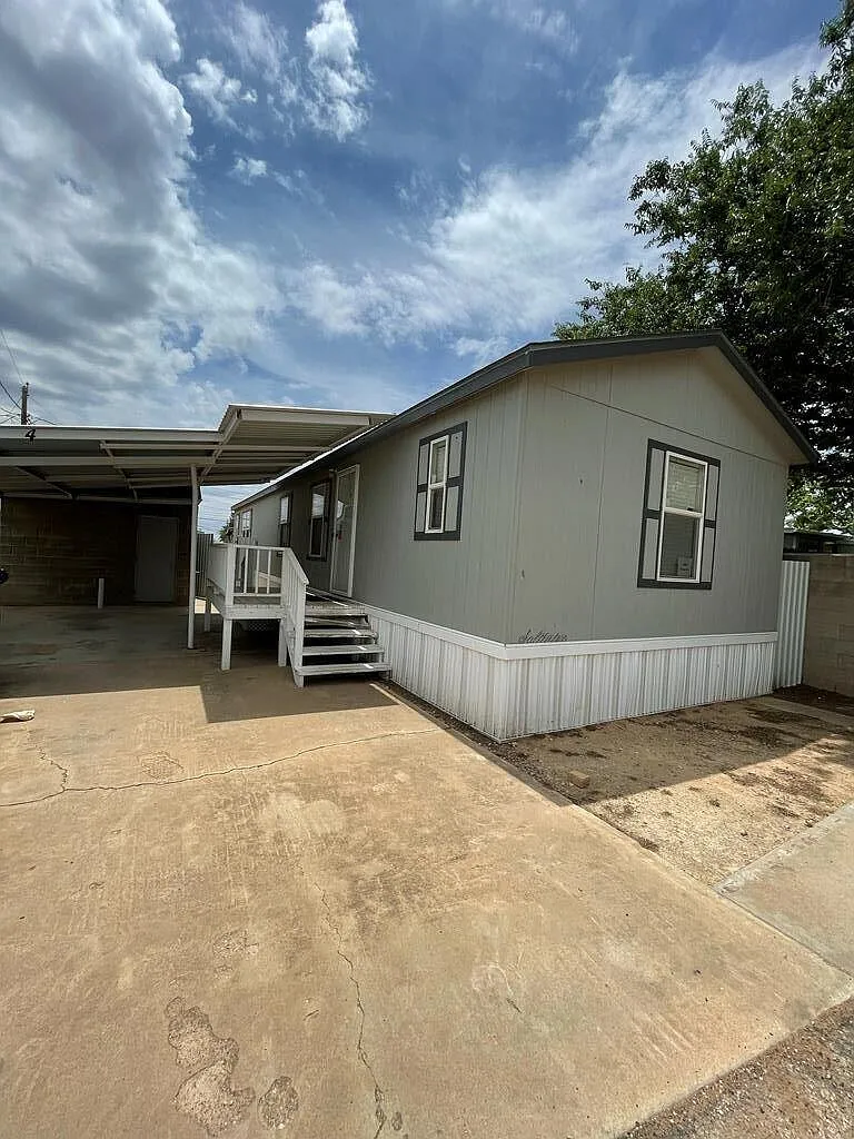 2 bed, 2.0 bath, 960 sqft, $1,500 — Photo 1