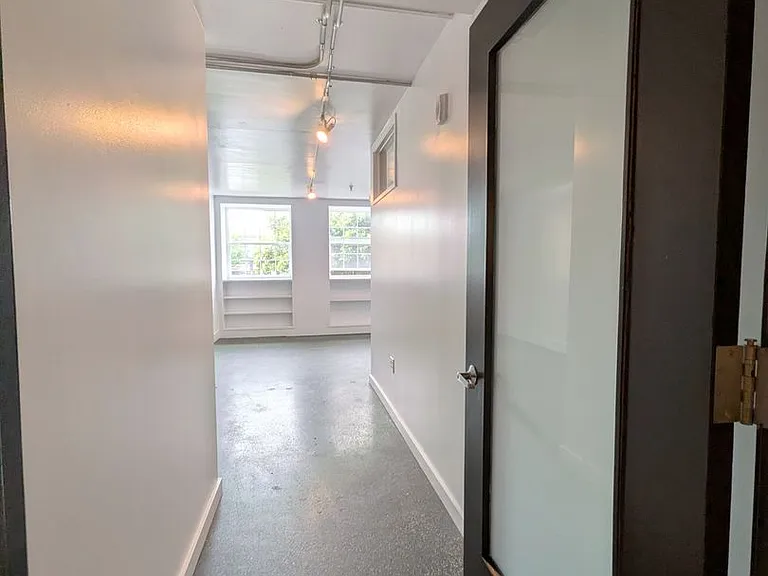 155 Liberty St NE — Photo 39