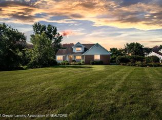 3131 Prescott Dr #19, Howell, MI 48843