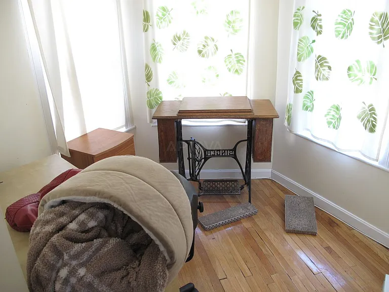 429 Main St #3 — Photo 5