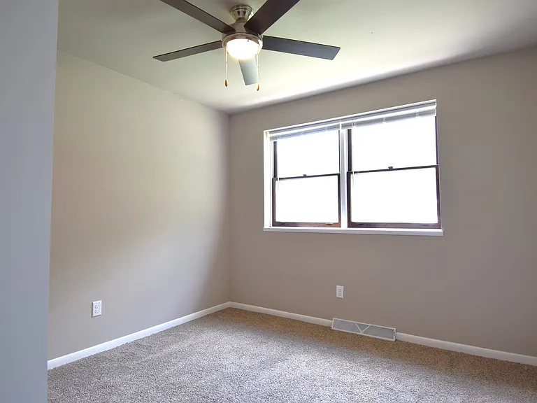 Woodland Reserve Apartments — Photo 51