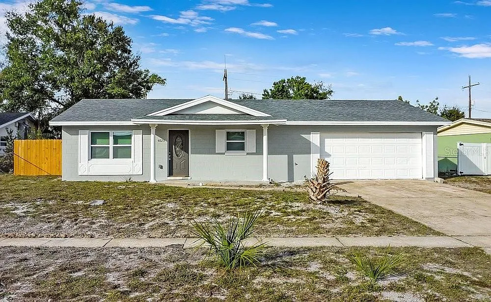 4 bed, 3.0 bath, 1845 sqft, $2,450 — Photo 2