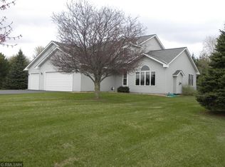 859 Benoy Rd, Hudson, WI 54016
