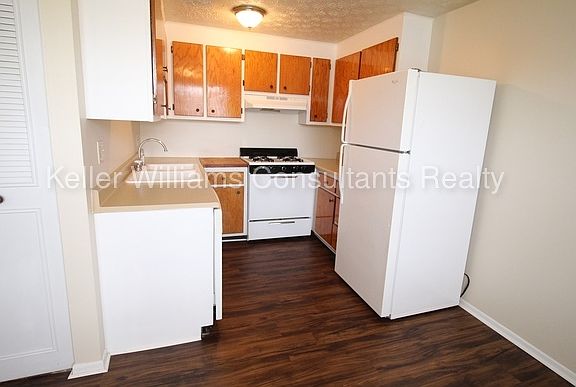 2nd image of 5107 Sedalia Dr