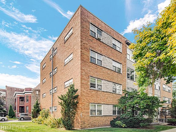 4th image of 2055 W Lunt Ave APT 301