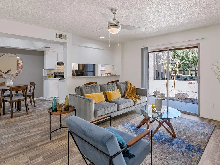 Glen Brae Apartments — Photo 15
