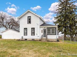 1687 Twelve Mile Rd NW, Sparta, MI 49345