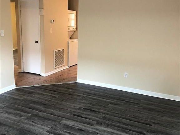 3rd image of 2429 Arkansas Ave APT B