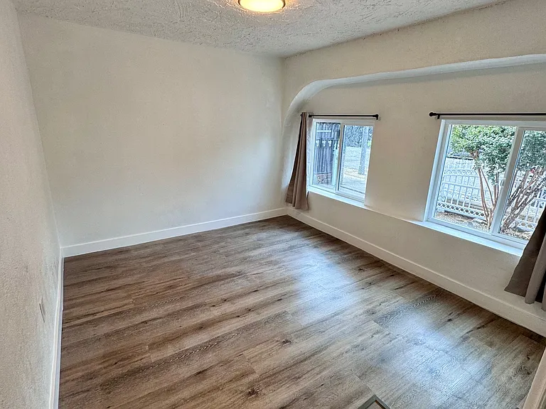 1736 Junipero Ave #A — Photo 9