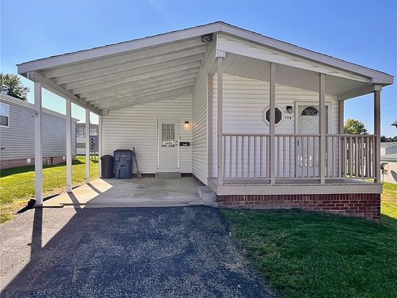 3rd image of 130 Pembrooke Dr