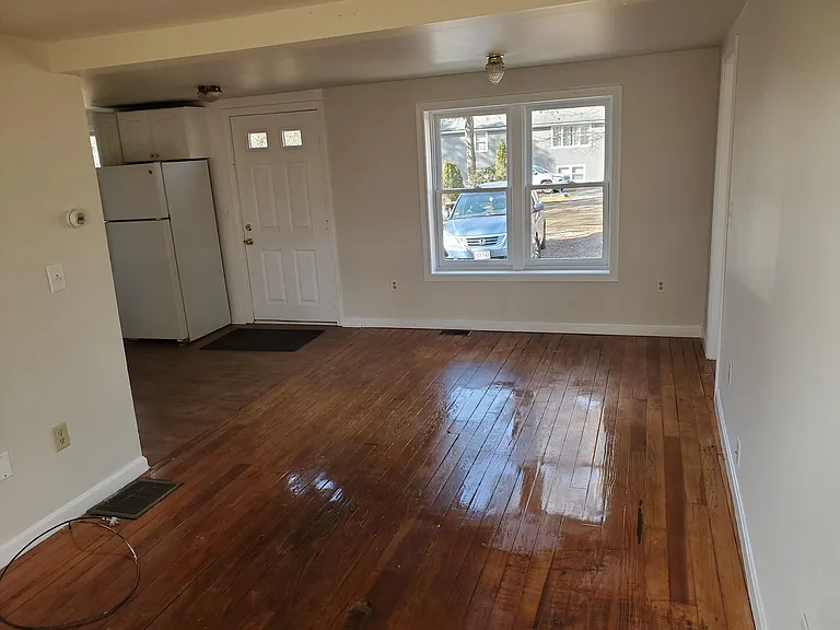 43 Sandy Beach Rd — Photo 6