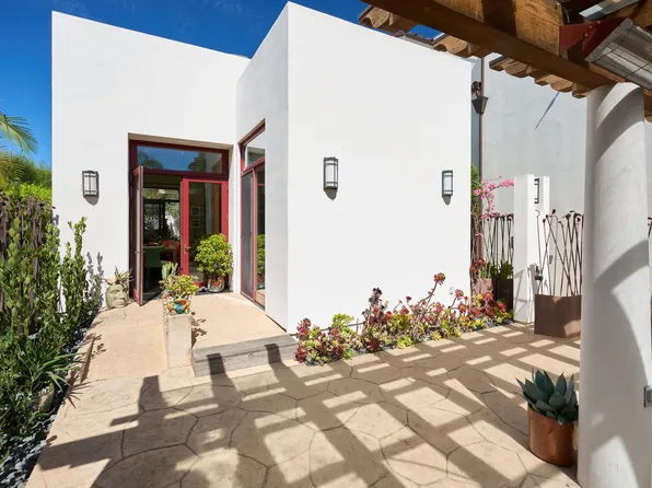 219 Equestrian Ave, Santa Barbara, CA 93101