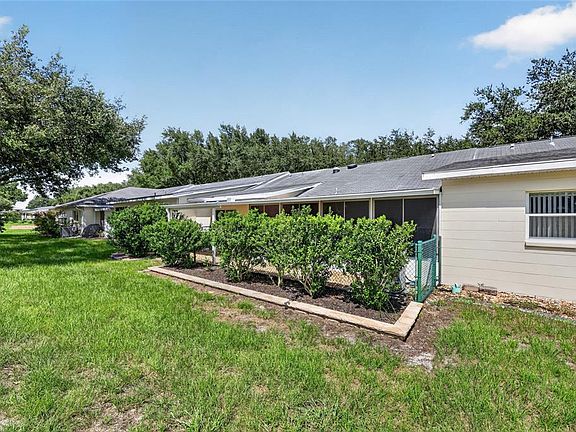 4th image of 9690 SW 95TH TERRACE #B