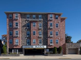47 Legion Dr APT 422, Bergenfield, NJ 07621