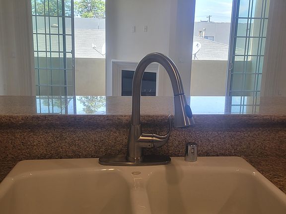 5th image of 11215 Huston St APT 203
