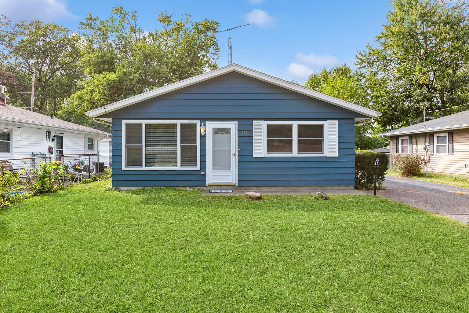 2941 Jackson St photo 1