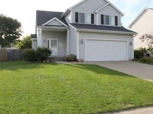 1942 NW 158th St, Clive, IA 50325